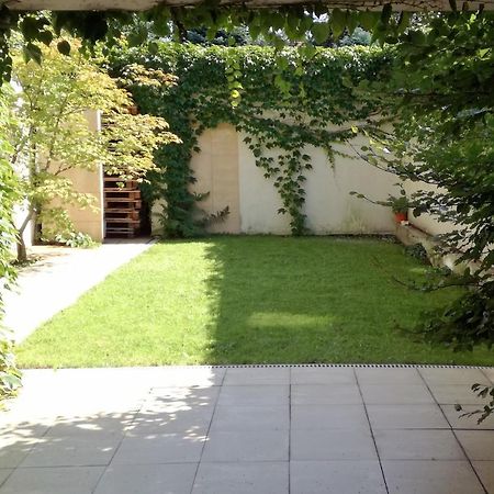 Apartment With Garden In City Center Cracóvia Exterior foto