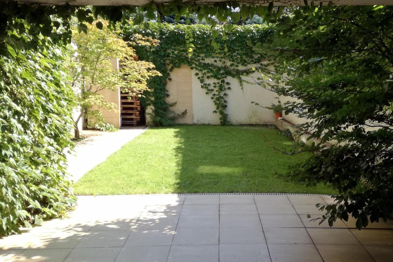 Apartment With Garden In City Center Cracóvia Exterior foto